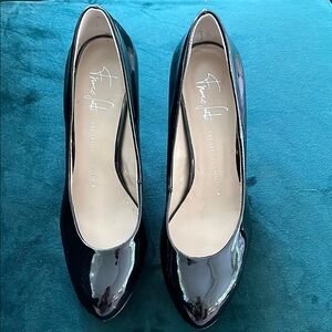 Franco Sarto Black Heels with Patent Leather Finish Size 7.5